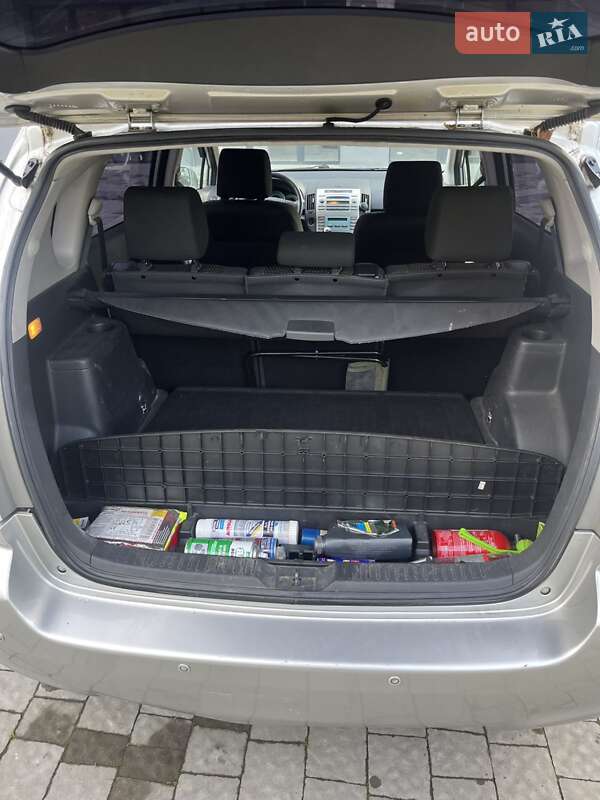 Мінівен Toyota Corolla Verso 2008 в Новояворівську