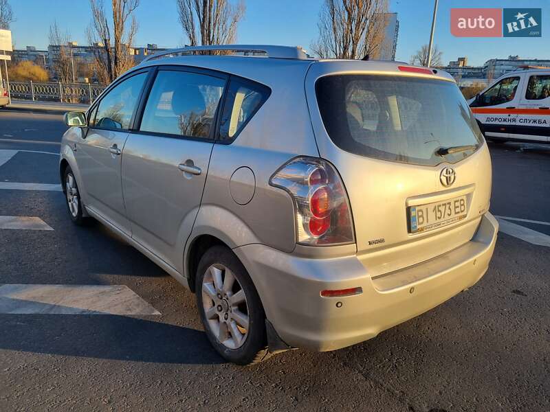 Мінівен Toyota Corolla Verso 2004 в Києві