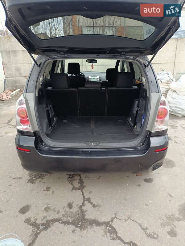 Мінівен Toyota Corolla Verso 2006 в Рівному