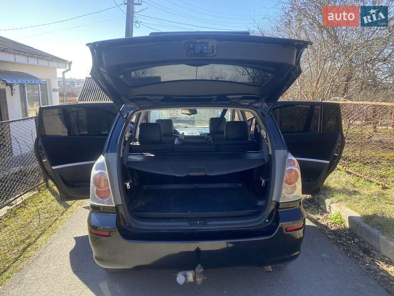 Мінівен Toyota Corolla Verso 2005 в Львові