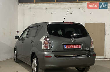 Мінівен Toyota Corolla Verso 2008 в 