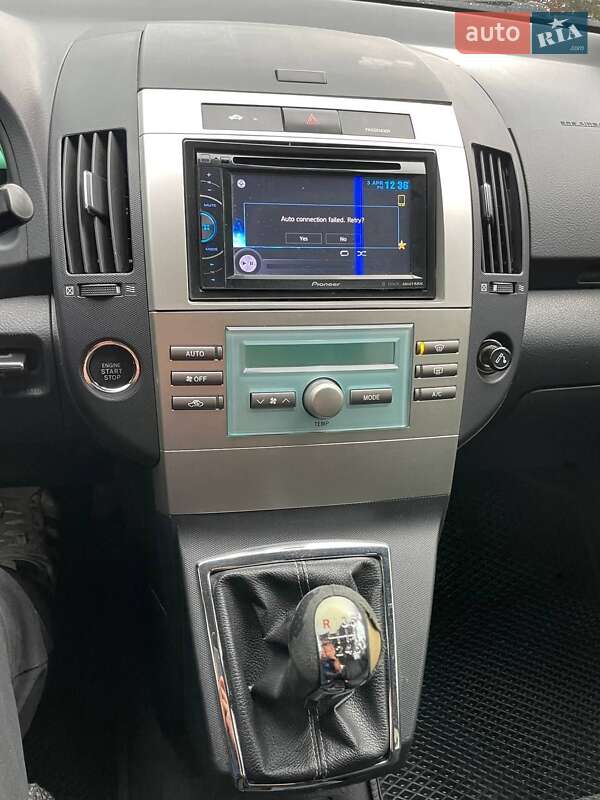 Минивэн Toyota Corolla Verso 2006 в Черновцах