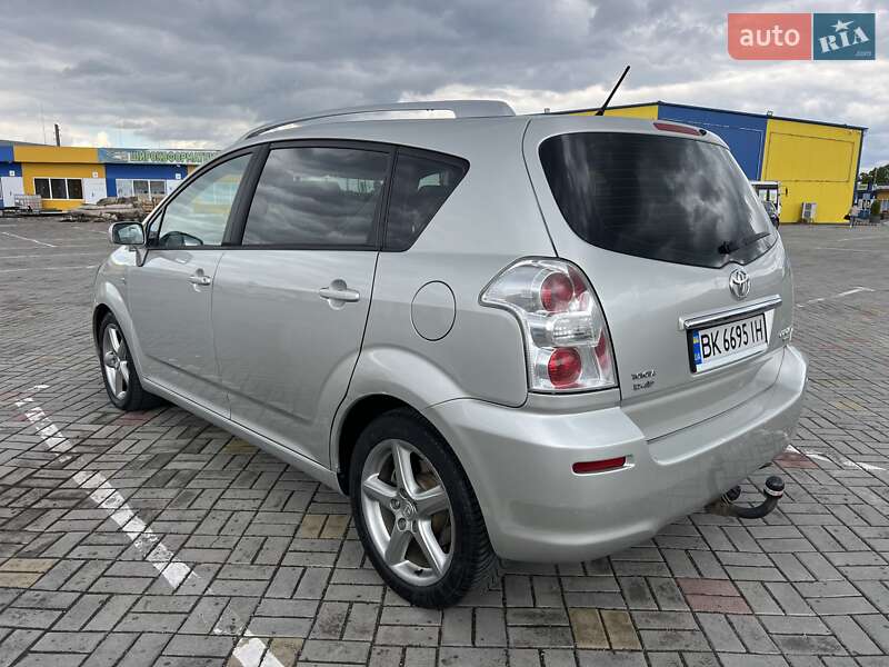 Минивэн Toyota Corolla Verso 2008 в Житомире
