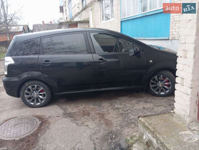 Мінівен Toyota Corolla Verso 2007 в 