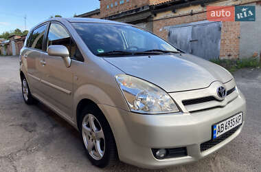 Минивэн Toyota Corolla Verso 2007 в 