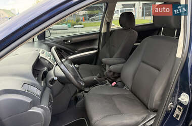 Минивэн Toyota Corolla Verso 2008 в 