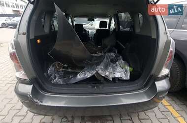Мінівен Toyota Corolla Verso 2006 в 