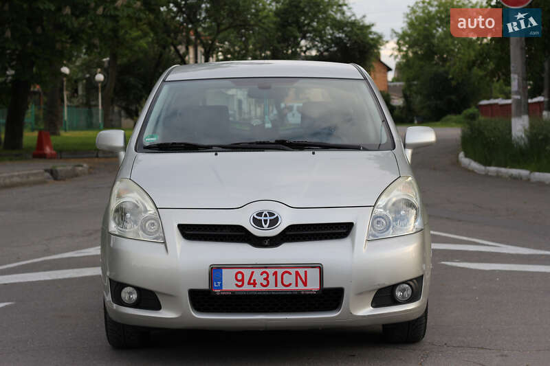 Минивэн Toyota Corolla Verso 2007 в Виннице