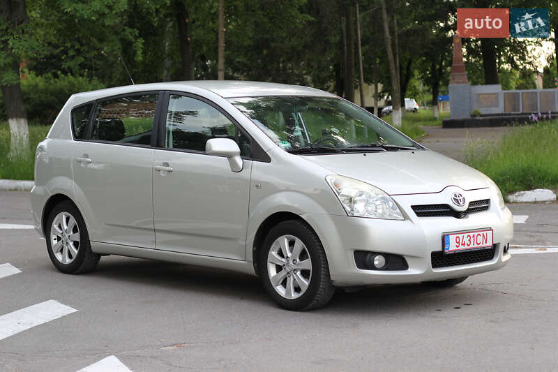 Минивэн Toyota Corolla Verso 2007 в Виннице