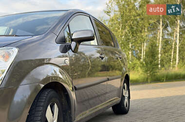 Мінівен Toyota Corolla Verso 2007 в 