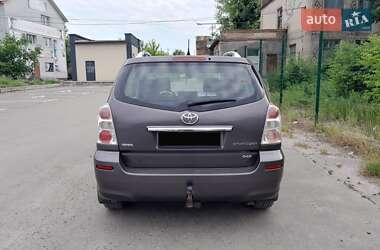 Мінівен Toyota Corolla Verso 2008 в 