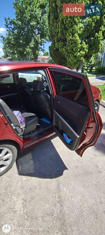 Мінівен Toyota Corolla Verso 2005 в Рівному