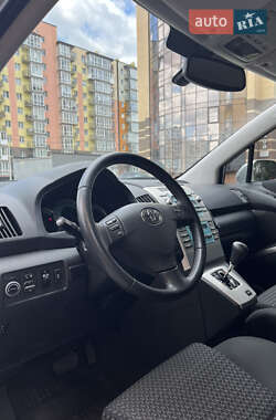 Мінівен Toyota Corolla Verso 2007 в 
