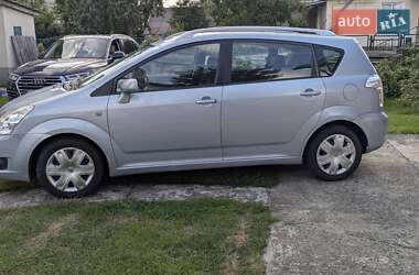 Минивэн Toyota Corolla Verso 2007 в 