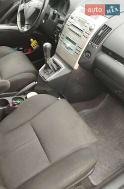 Мінівен Toyota Corolla Verso 2007 в 