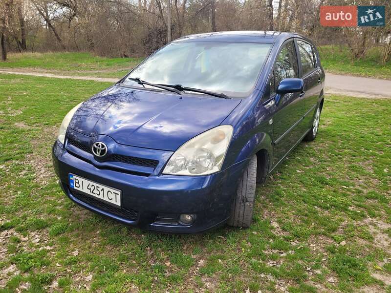 Мінівен Toyota Corolla Verso 2005 в Нових Санжарах