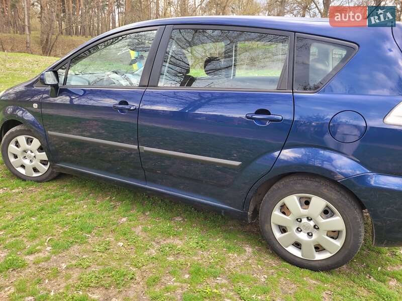 Мінівен Toyota Corolla Verso 2005 в Нових Санжарах