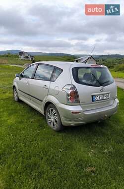 Минивэн Toyota Corolla Verso 2005 в Самборе