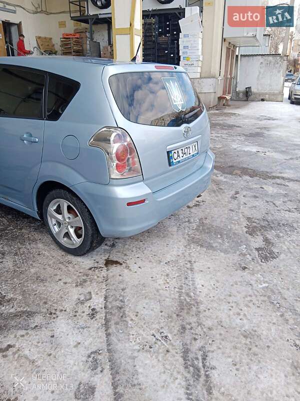 Мінівен Toyota Corolla Verso 2004 в Черкасах