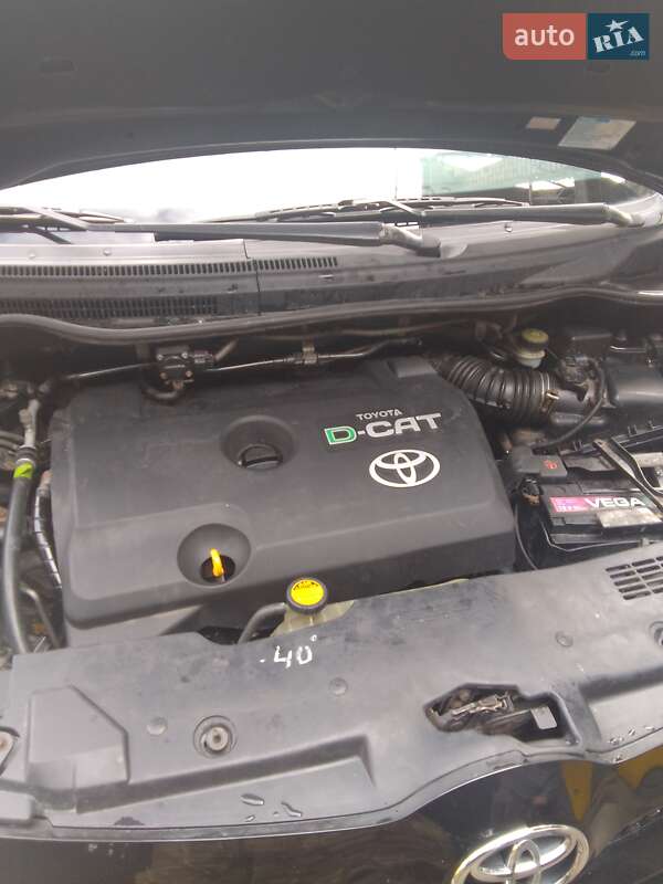 Мінівен Toyota Corolla Verso 2007 в Кривому Розі