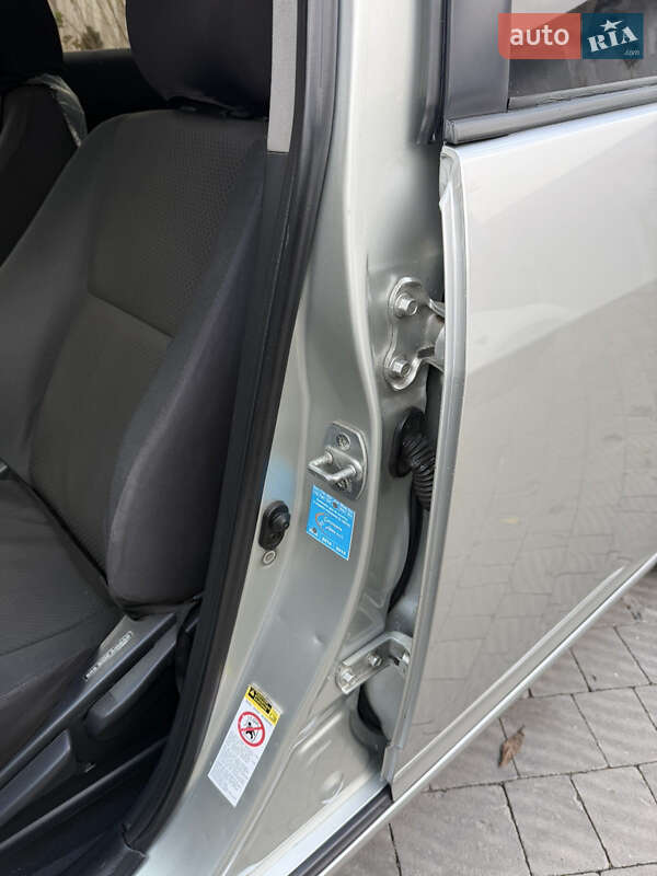 Минивэн Toyota Corolla Verso 2005 в Тернополе