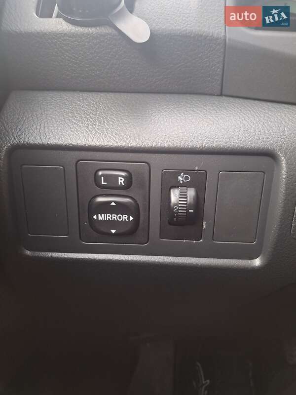 Минивэн Toyota Corolla Verso 2006 в Могилев-Подольске фото 26 Минивэн Toyota Corolla Verso 2006 в Могилев-Подольске