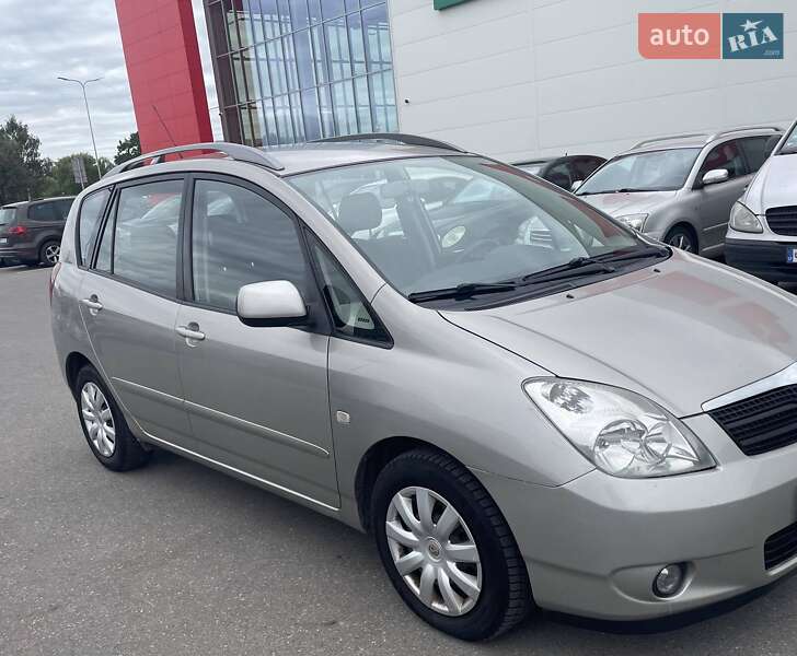 Минивэн Toyota Corolla Verso 2003 в Харькове фото 2 Минивэн Toyota Corolla Verso 2003 в Харькове