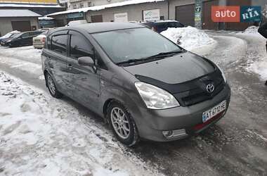 Мінівен Toyota Corolla Verso 2006 в Рівному