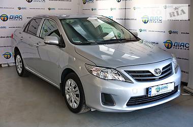 Седан Toyota Corolla 2011 в Киеве