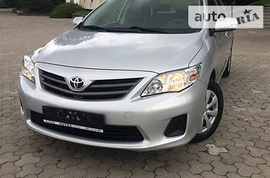 Седан Toyota Corolla 2012 в Тернополе