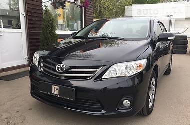 Седан Toyota Corolla 2011 в Одесі