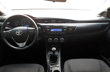 Седан Toyota Corolla 2014 в Николаеве