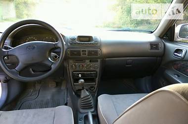 Седан Toyota Corolla 2000 в Подольске