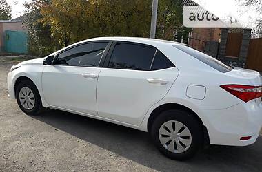 Седан Toyota Corolla 2016 в Кропивницком