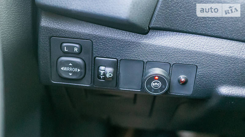 Седан Toyota Corolla 2013 в Днепре