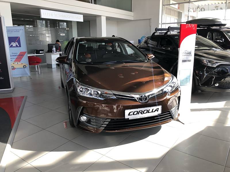 Седан Toyota Corolla 2018 в Виннице