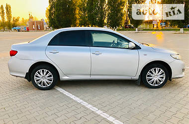 Седан Toyota Corolla 2008 в Николаеве