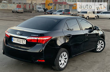 Седан Toyota Corolla 2013 в Києві