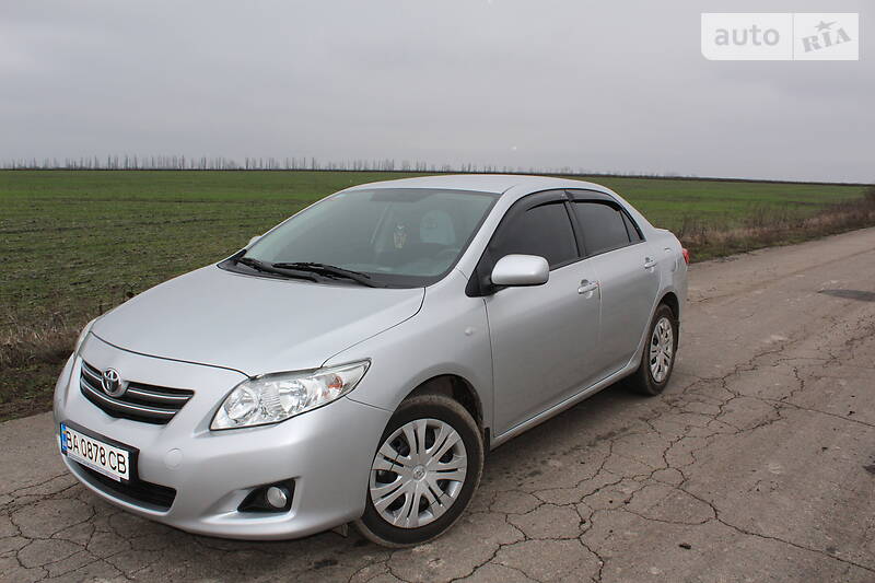 Седан Toyota Corolla 2008 в Бобринці