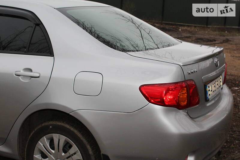 Седан Toyota Corolla 2008 в Бобринці