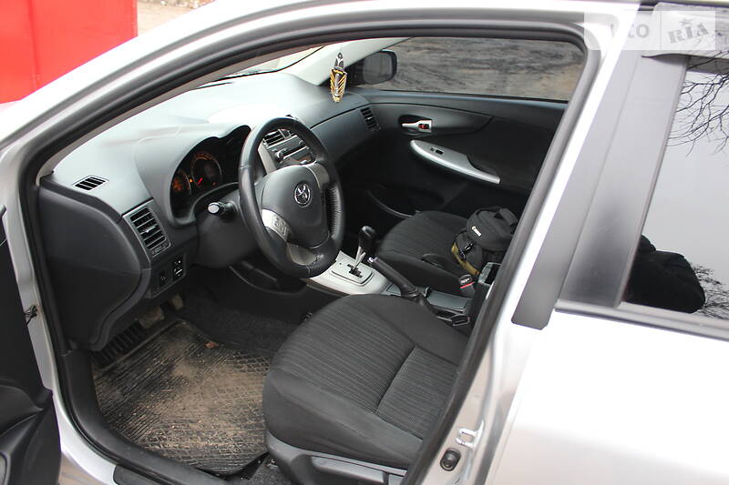 Седан Toyota Corolla 2008 в Бобринці