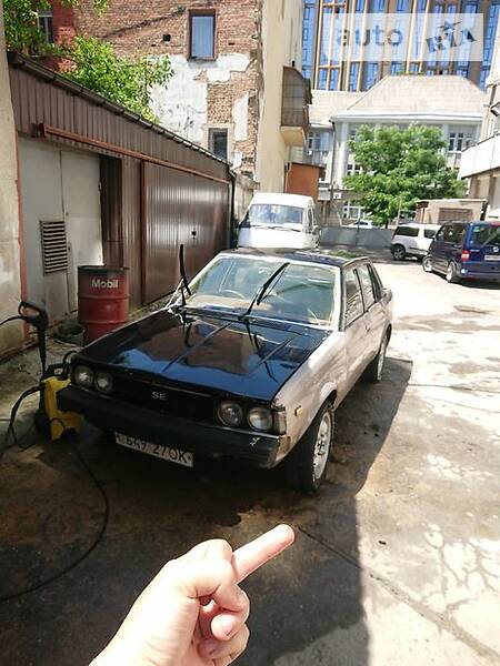 Седан Toyota Corolla 1980 в 