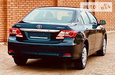 Седан Toyota Corolla 2012 в 