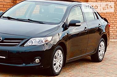 Седан Toyota Corolla 2012 в 