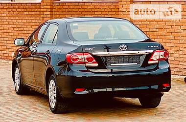 Седан Toyota Corolla 2012 в 