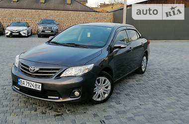 Седан Toyota Corolla 2011 в Кропивницком