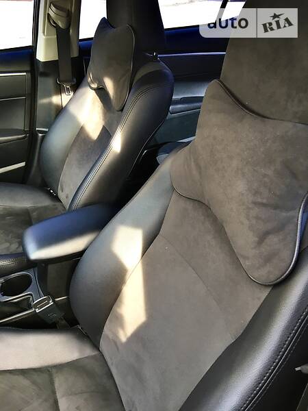Седан Toyota Corolla 2014 в Тернополе