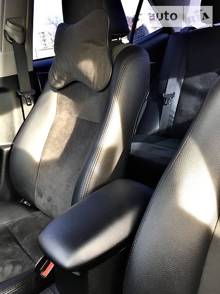 Седан Toyota Corolla 2014 в Тернополе