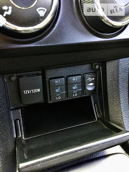 Седан Toyota Corolla 2014 в Тернополе