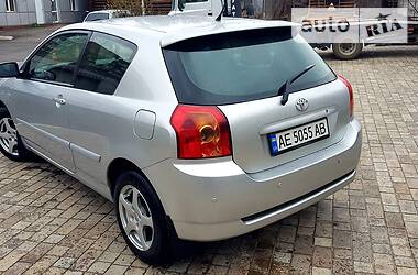 Хетчбек Toyota Corolla 2005 в 